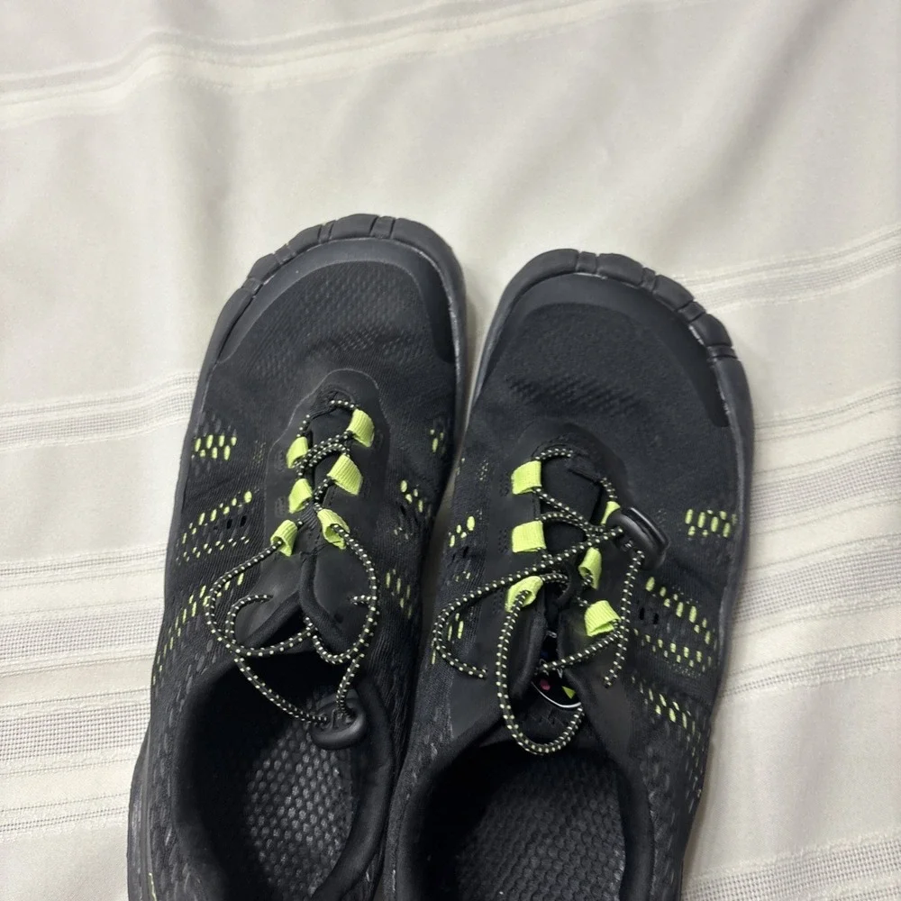 Mens‎ Maui and Sons Size 12 Shoes Black H2FL Toggle Closure Traction